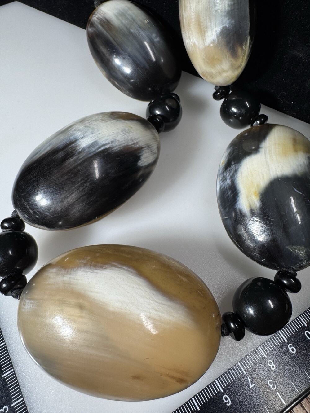 Unsigned Frances Valentine Oval Natural Horn Large Statement Necklace Button 30”